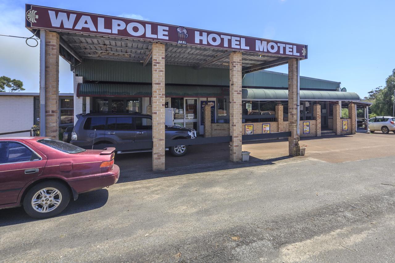 Walpole Hotel Motel Esterno foto